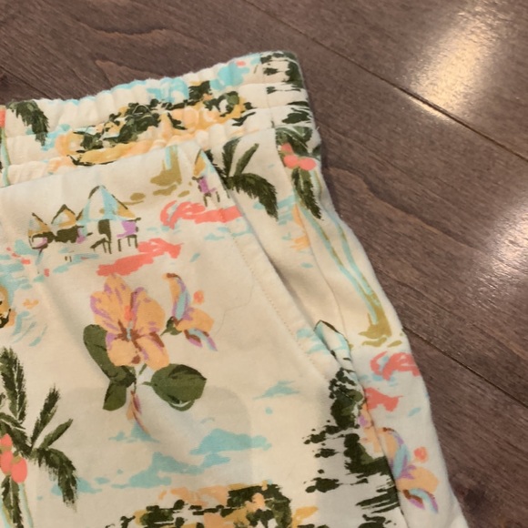 Lauren Conrad lounge shorts - Picture 2 of 8